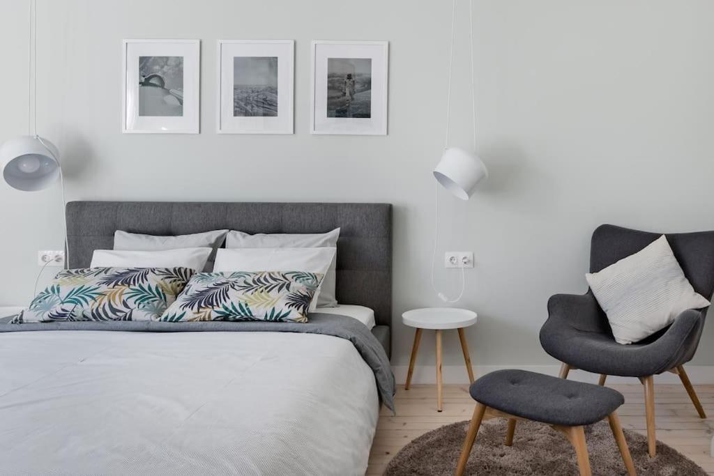 Sophisticated Gem In The Heart Of * Sofia