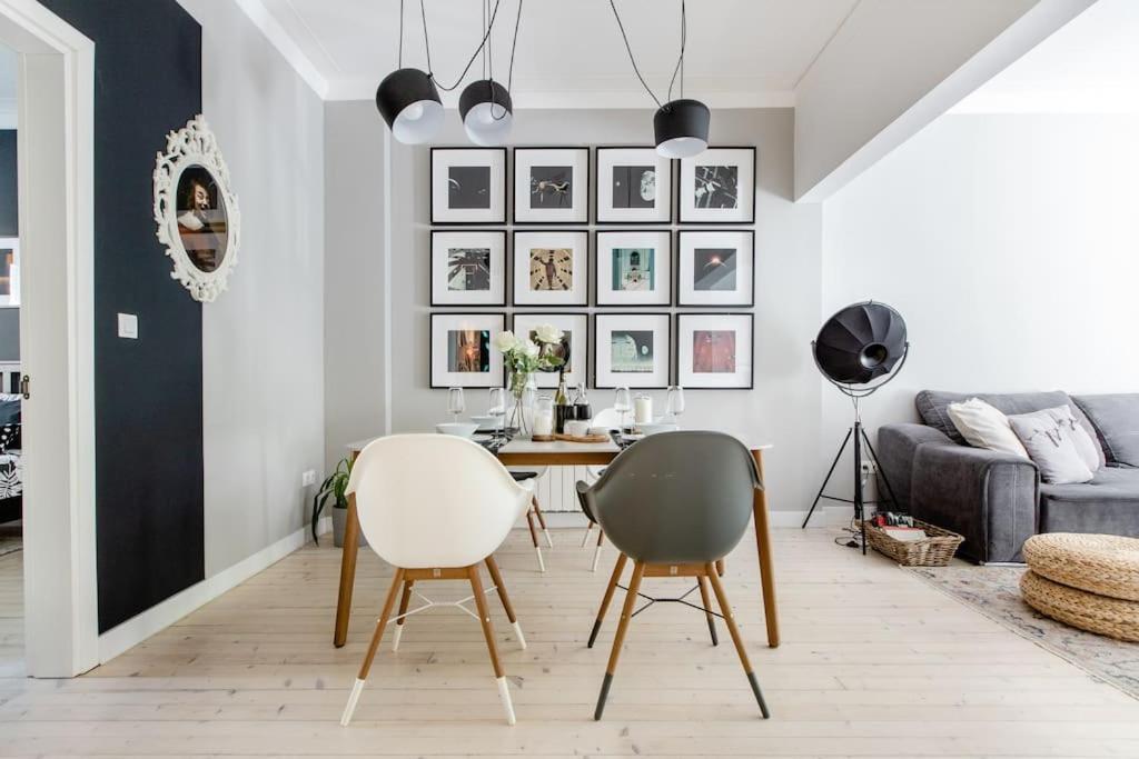 Sophisticated Gem In The Heart Of Appartamento Sofia